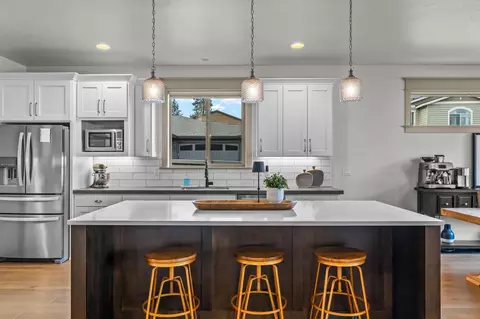 Kitchen - 60863 Garrison Dr, Bend, OR 97702 photo 2 of 5