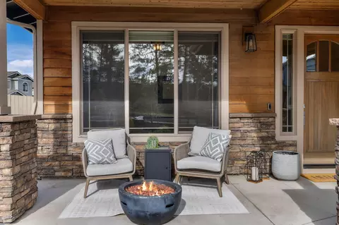Exterior - 60863 Garrison Dr, Bend, OR 97702 photo 5 of 14