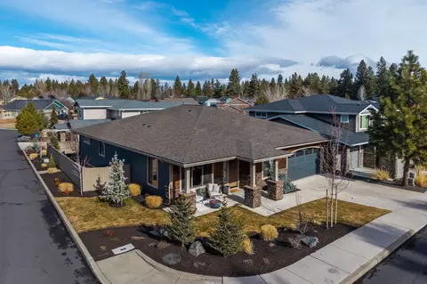 View/Area - 60863 Garrison Dr, Bend, OR 97702 photo 3 of 6