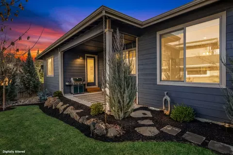 Exterior - 60863 Garrison Dr, Bend, OR 97702 photo 10 of 14