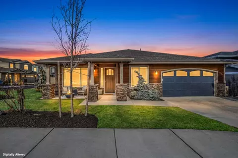 60863 Garrison Dr, Bend, OR 97702