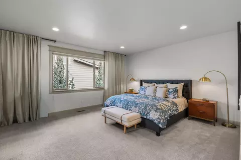 Bedroom - 60863 Garrison Dr, Bend, OR 97702 photo 1 of 6