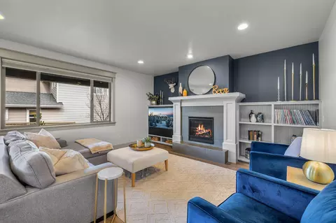 Living - 60863 Garrison Dr, Bend, OR 97702 photo 1 of 3