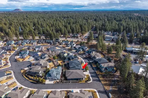 View/Area - 60863 Garrison Dr, Bend, OR 97702 photo 4 of 6