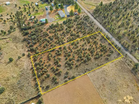 1700 SE Winchester Loop, Prineville, OR 97754
