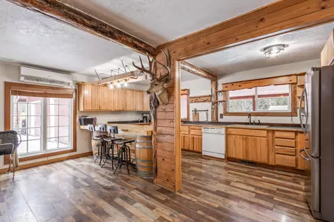 52531 Lost Ponderosa Rd, La Pine, OR 97739