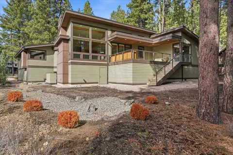 Exterior - 60734 Golf Village Loop, Bend, OR 97702 photo 6 of 8