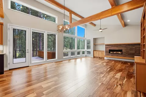 Living - 60734 Golf Village Loop, Bend, OR 97702 photo 2 of 4