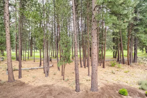Exterior - 60734 Golf Village Loop, Bend, OR 97702 photo 8 of 8