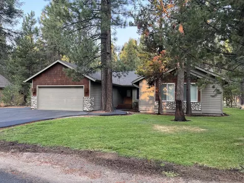 Exterior - 55565 Wagon Master Way, Bend, OR 97707 photo 5 of 6