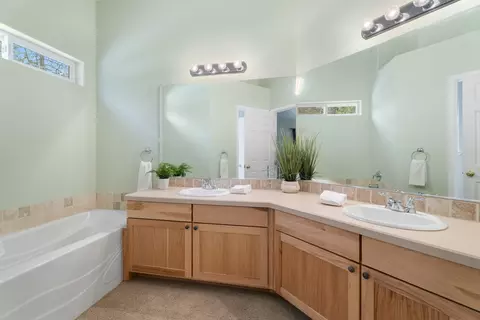 Bath - 55565 Wagon Master Way, Bend, OR 97707 photo 1 of 3