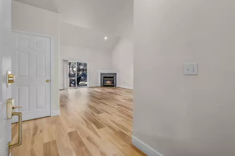 Entry Way - 19550 Brookside Way, Bend, OR 97702 photo 1 of 3