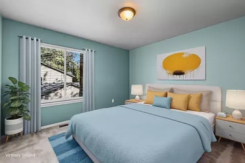Bedroom - 19550 Brookside Way, Bend, OR 97702 photo 11 of 12