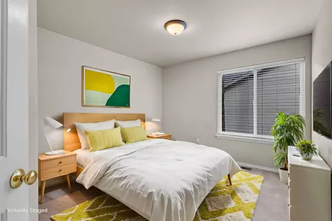 Bedroom - 19550 Brookside Way, Bend, OR 97702 photo 5 of 12