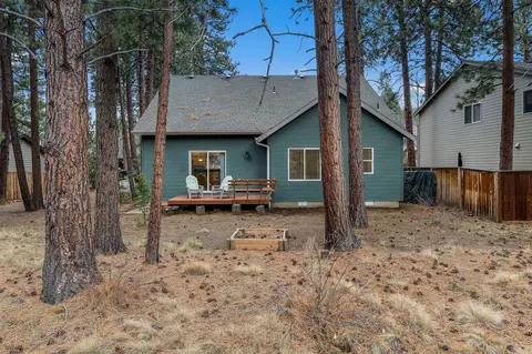 Exterior - 19550 Brookside Way, Bend, OR 97702 photo 3 of 6