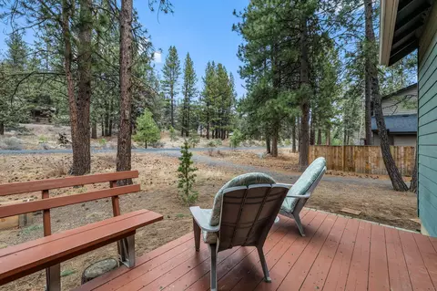 Exterior - 19550 Brookside Way, Bend, OR 97702 photo 4 of 6