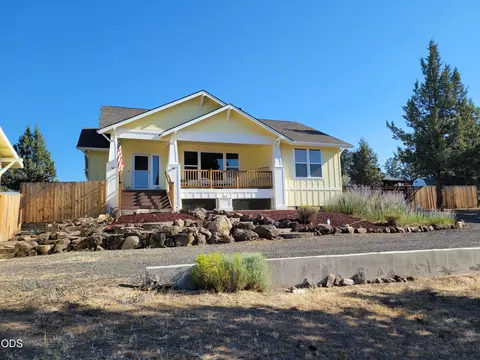 8906 SW Shad Rd, Terrebonne, OR 97760