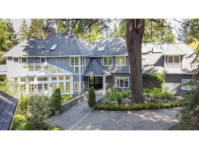 12 Dover Way, Lake Oswego, OR 97034