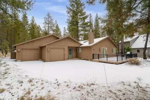 56926 E Park Ln #12, Sunriver, OR 97707