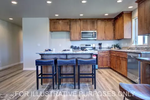 Kitchen - 4722 Gebhard Rd, Central Point, OR 97502 photo 1 of 5
