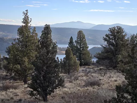 9868 SE Pavati Dr #LOT 40, Prineville, OR 97754