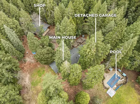260 Mcmullen Creek Rd, Selma, OR 97538