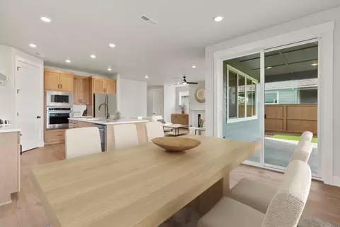 Dining - 60940 SE Apollo Pl, Bend, OR 97702 photo 2 of 2