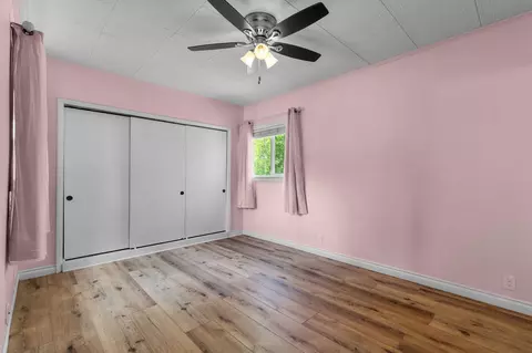 Bedroom - 924 NE 9th St, Bend, OR 97701 photo 3 of 10
