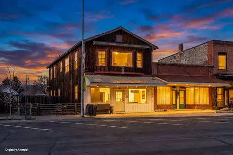 142 NW Front St, Prairie City, OR 97869