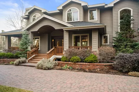 61445 Gosney Rd, Bend, OR 97702