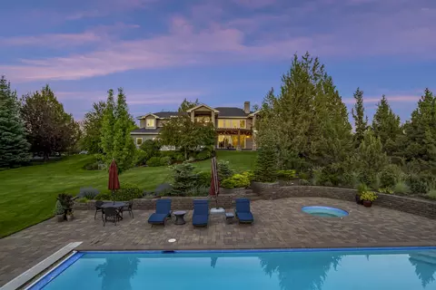 61445 Gosney Rd, Bend, OR 97702