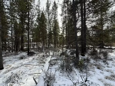 52842 Bridge Dr, La Pine, OR 97739 photo 3