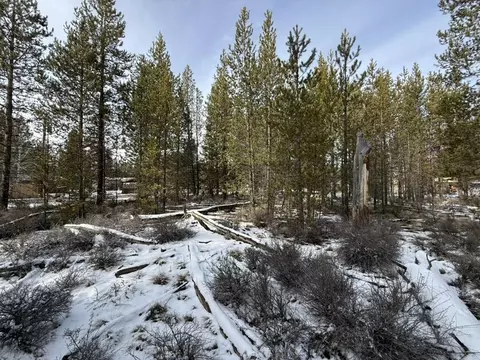 52842 Bridge Dr, La Pine, OR 97739 photo 5
