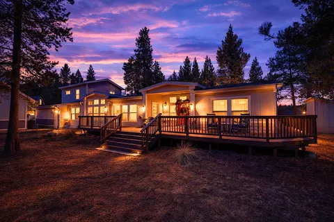 17157 Wood Duck Ct, Bend, OR 97707