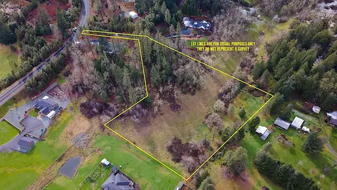 284 Rockinghorse Dr, Grants Pass, OR 97527