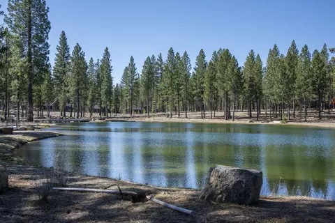 56210 Mirror Rock Loop, Bend, OR 97707 photo 8