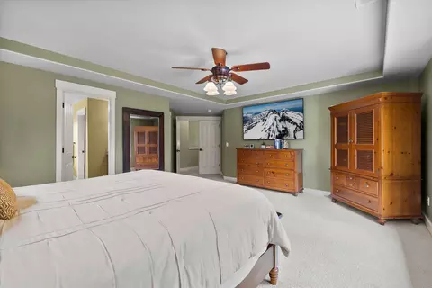 Bedroom - 512 NW Flagline Dr, Bend, OR 97703 photo 3 of 10