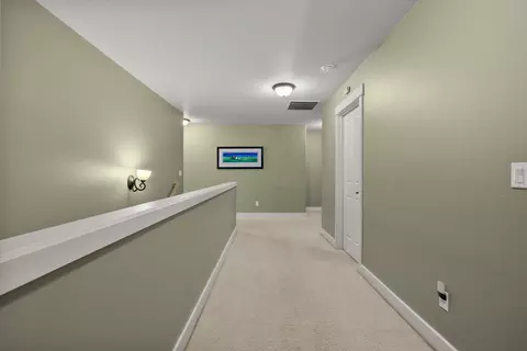 Entry Way - 512 NW Flagline Dr, Bend, OR 97703 photo 6 of 7