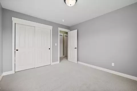 Bedroom - 512 NW Flagline Dr, Bend, OR 97703 photo 10 of 10