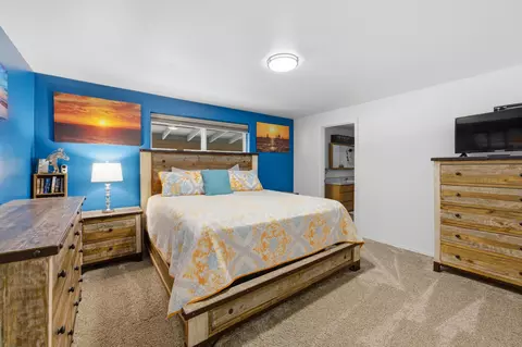 Bedroom - 1406 Circle Bar Dr, La Pine, OR 97739 photo 1 of 7