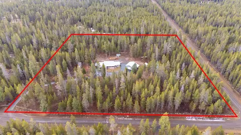 View/Area - 1406 Circle Bar Dr, La Pine, OR 97739 photo 3 of 3