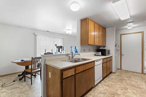 Kitchen - 731 Maple St, Central Point, OR 97502 photo 2 of 2