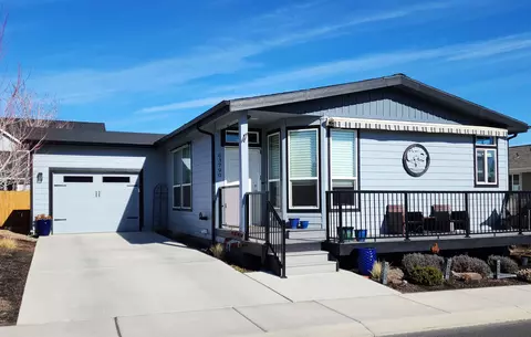 63790 Ranch Village Dr # 14, Bend, OR 97701