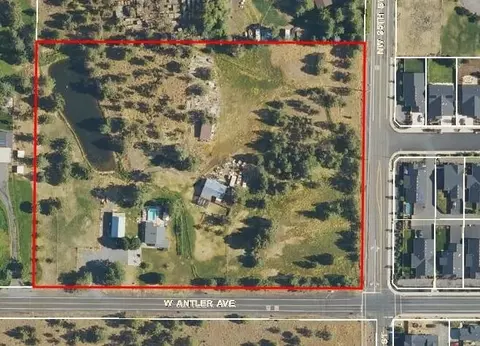 3625 W Antler Ave, Redmond, OR 97756