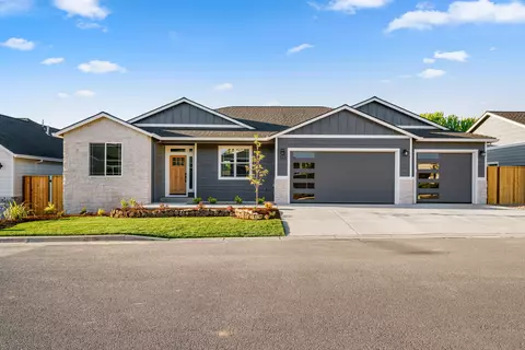 3153 Monaco Ct, Medford, OR 97504