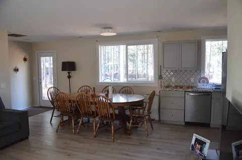 Dining - 53425 Kokanee Ln, La Pine, OR 97739 photo 1 of 2