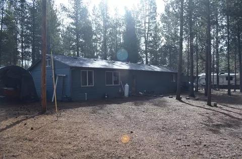 Exterior - 53425 Kokanee Ln, La Pine, OR 97739 photo 7 of 8