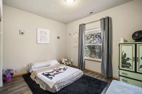 Bedroom - 61210 Larkspur Loop, Bend, OR 97702 photo 3 of 3
