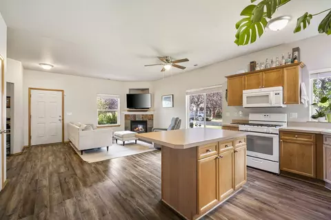 Other - 61210 Larkspur Loop, Bend, OR 97702 photo 3 of 4