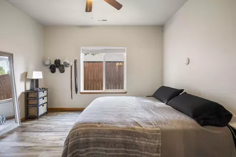 Bedroom - 61210 Larkspur Loop, Bend, OR 97702 photo 2 of 3